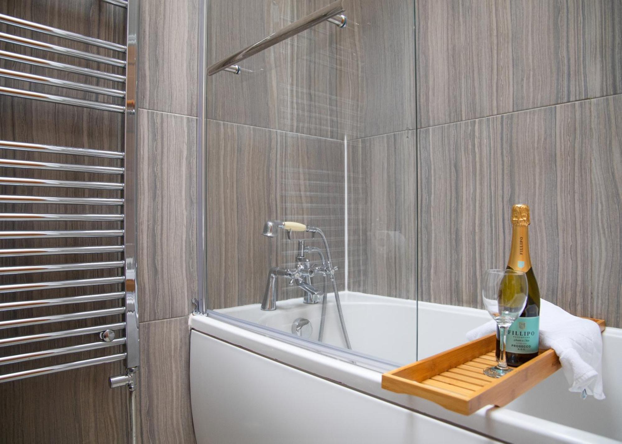 Stylish 3X Bed House In Soham Apartment Ngoại thất bức ảnh